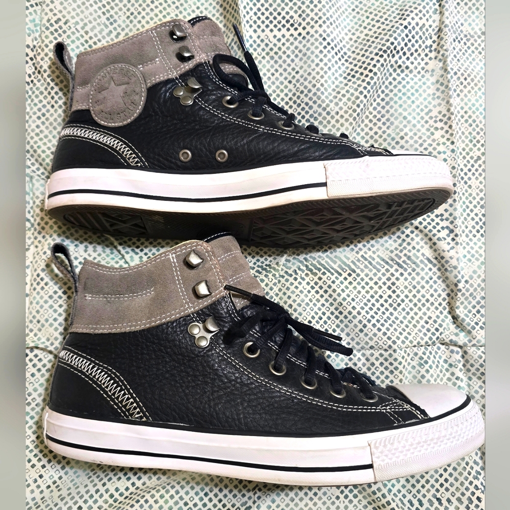 Converse All Star mid tops men's size 8